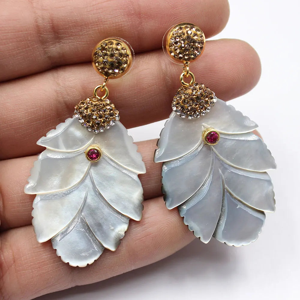 Shell carved leaf earrings