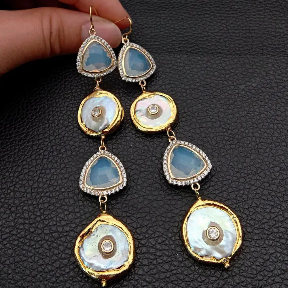 Drop pearl earrings