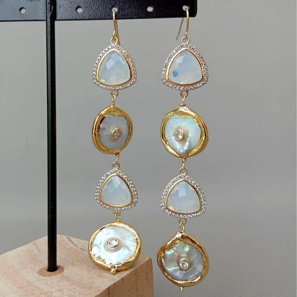 Drop pearl earrings