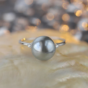 Silver Pearl Ring