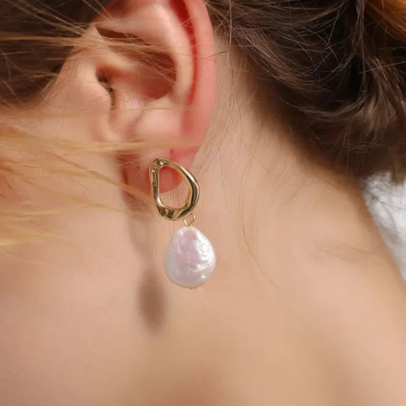 Coin Pearl Earrings