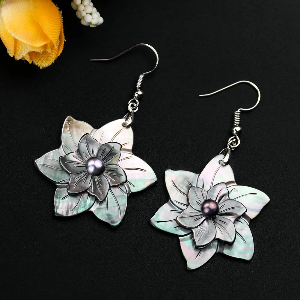 Mother-of-Pearl Flower Shape Earrings