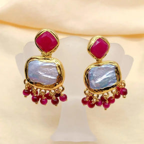 Pearl and Jade Stone Earring