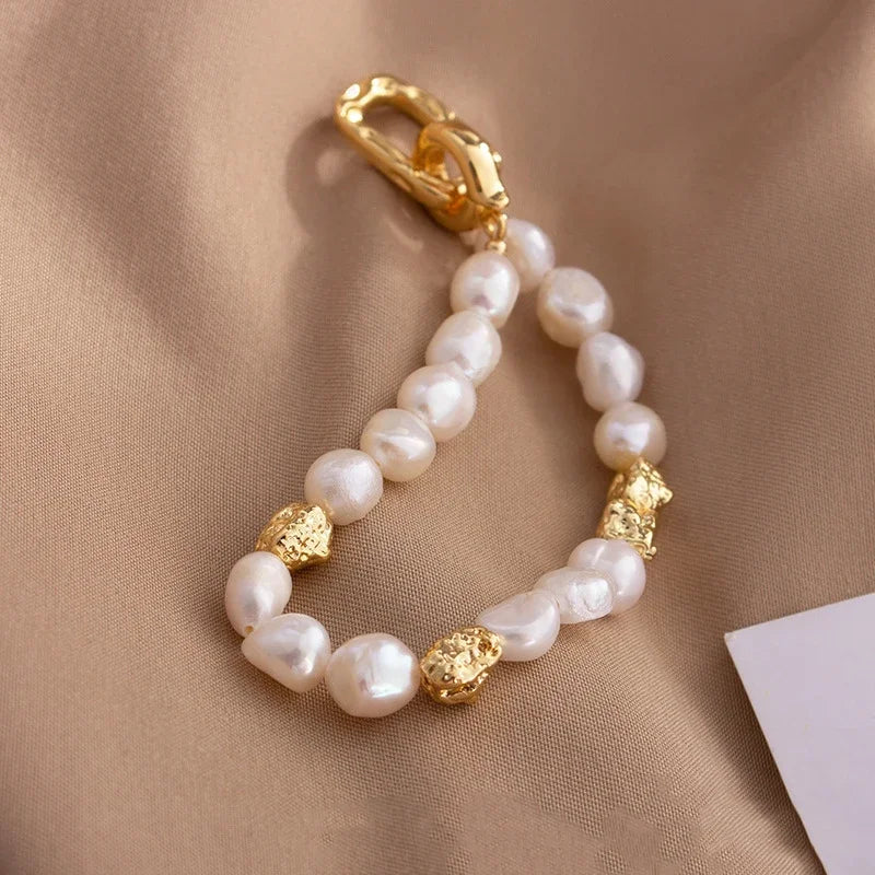 Elegant Pearl Bracelet