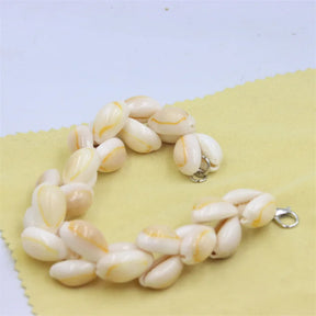 Hawaiian Cowrie Shell Bracelet