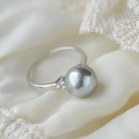 Silver Pearl Ring