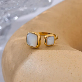 Ring with Mother of Pearl