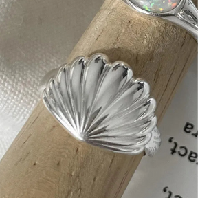 Metal seashell Ring