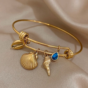 Adjustable Gold Shell Bracelet