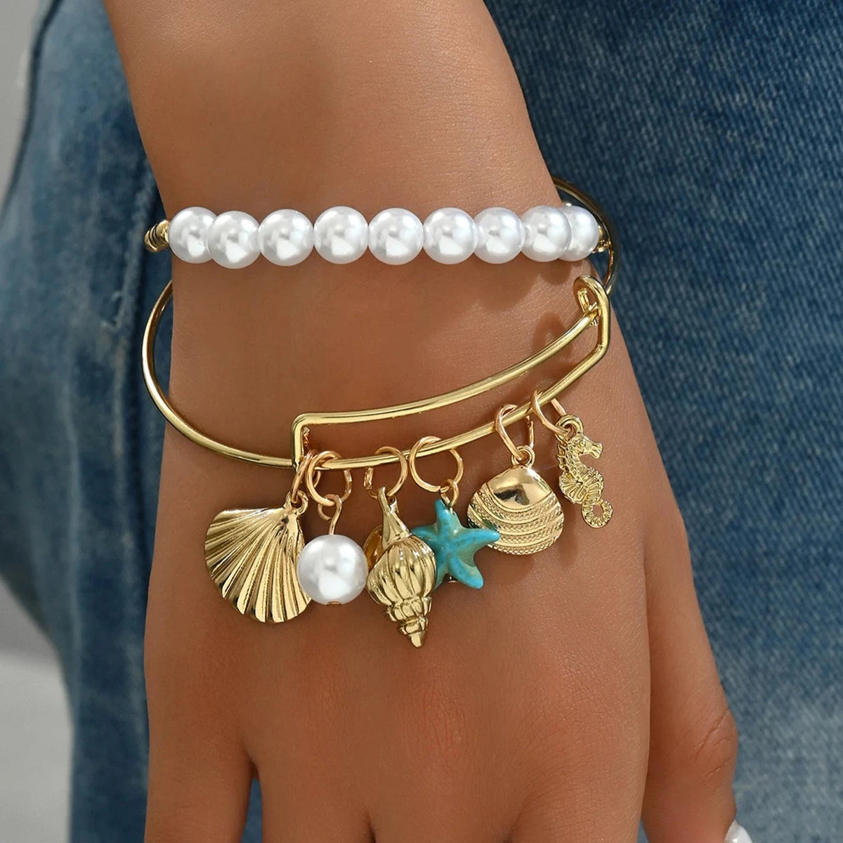 Gold Shell Charm Bracelet