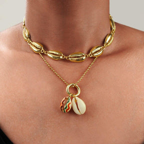 Montreal Shell Necklace Cowries